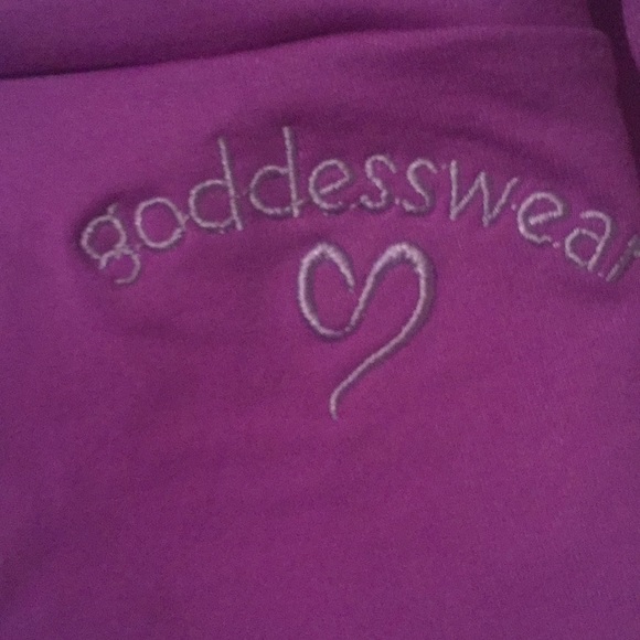 Sexy booty flattering workout shorts - Picture 4 of 8